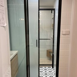 高雄鋁框玻璃門客製化設計實景